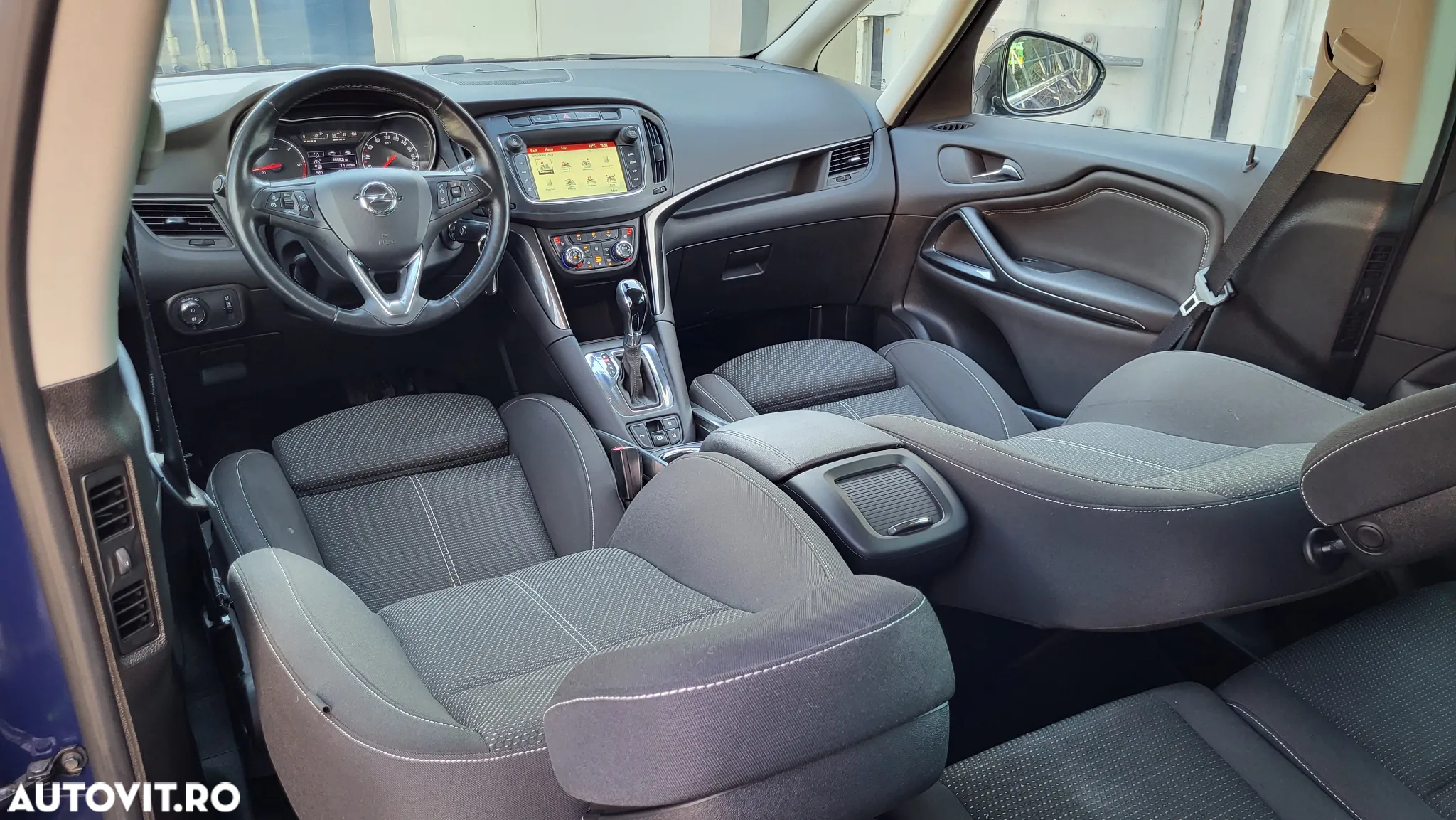 Opel Zafira 2.0 D (CDTI) Automatik Business Innovation - 7