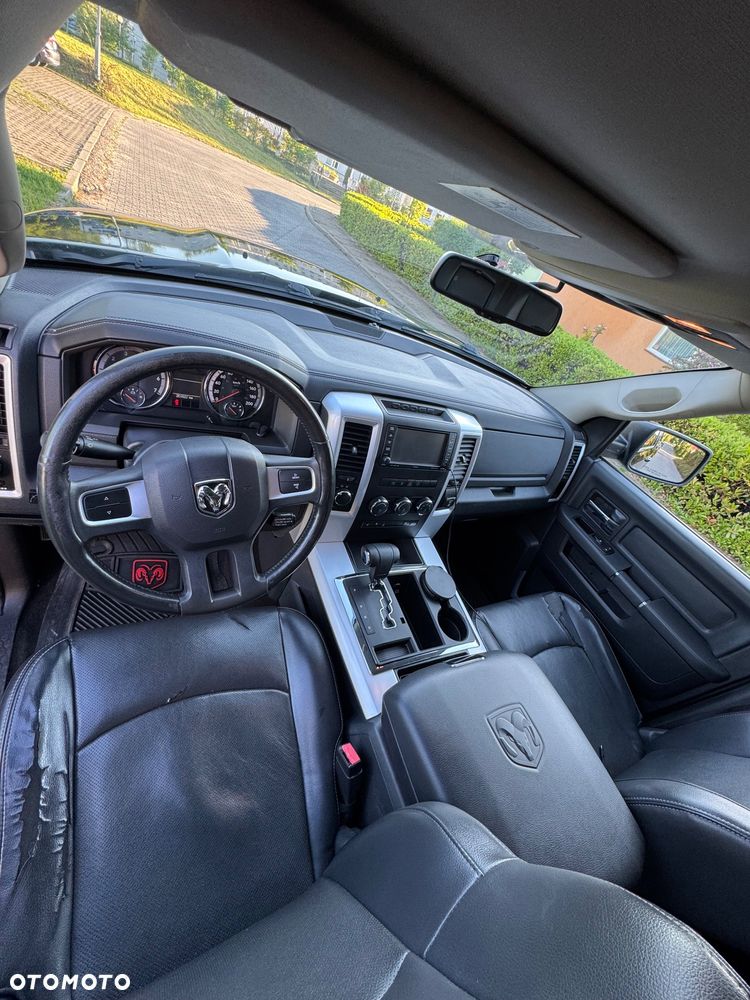 Dodge RAM 5.7 4x4 - 40