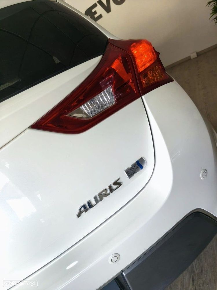 Toyota Auris 1.8 HSD Exclusive+Navi - 22
