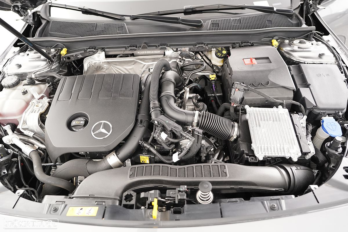 Mercedes-Benz A 200 Standard - 25