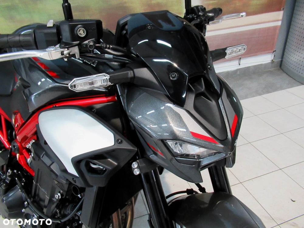 Kawasaki Z 900 - 7