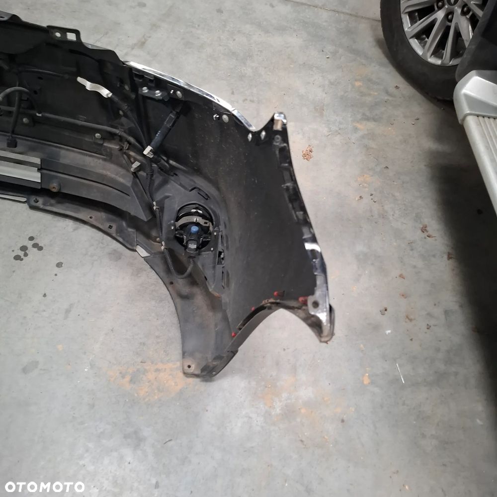 MITSUBISHI OUTLANDER III 3 15- LIFT ZDERZAK PRZÓD KOMPLETNY CHROMY x42 czarny w kolor demontaz - 13