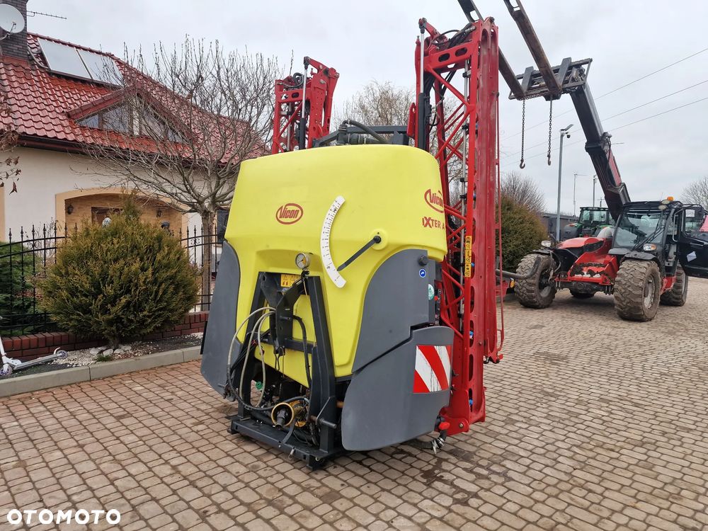 Vicon iXter A12, 2017r, 18m, 1200L - 1