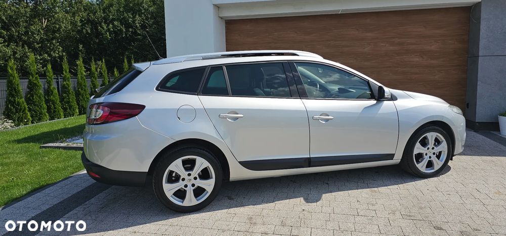 Renault Megane Grandtour 2.0 140 CVT Dynamique - 23