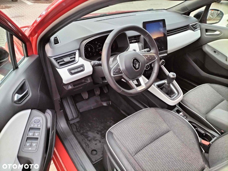 Renault Clio - 5