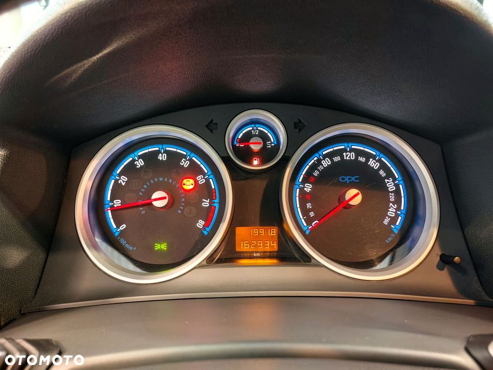 Opel Astra OPC Nürburgring Edition - 19