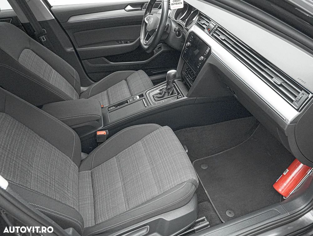VOLKSWAGEN Passat 2022 — imagine 12