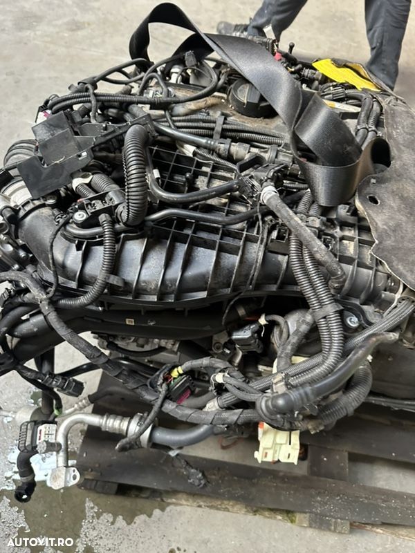 Motor complet cu accesorii BMW seria 5 G30, G31 tip B48B20A - 3