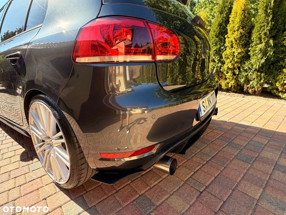 Volkswagen Golf - 18