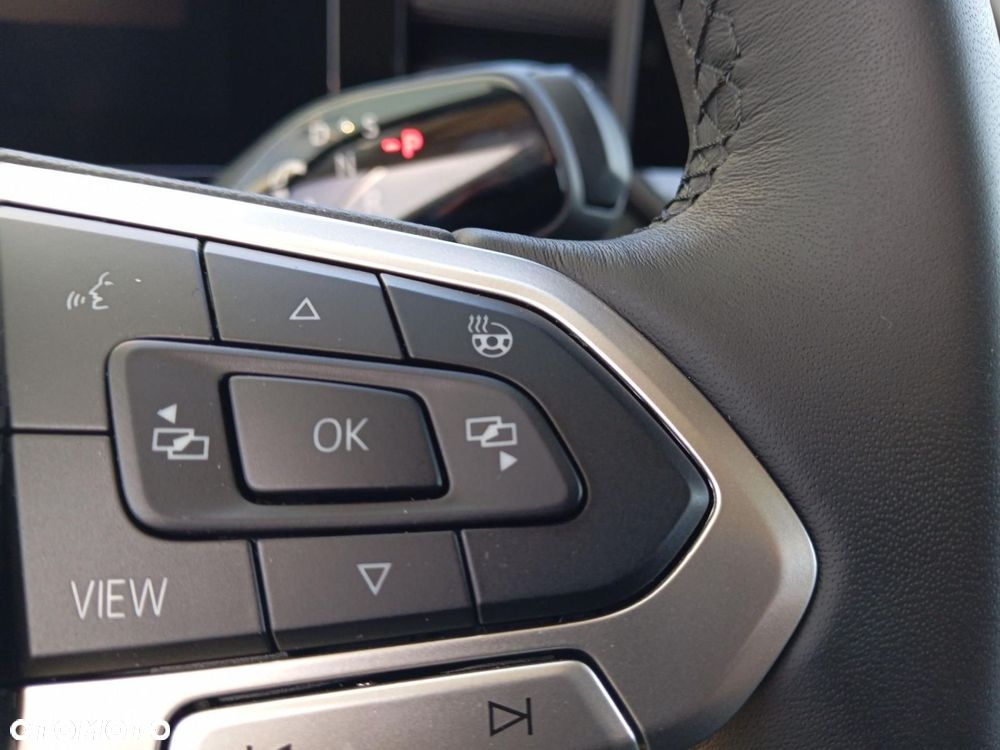 Volkswagen T-Roc - 9