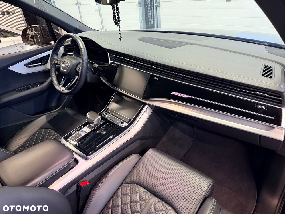Audi Q7 50 TDI mHEV Quattro Black Edition Tiptr - 16