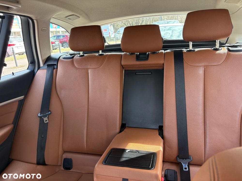 BMW Seria 3 318i Luxury Line - 7