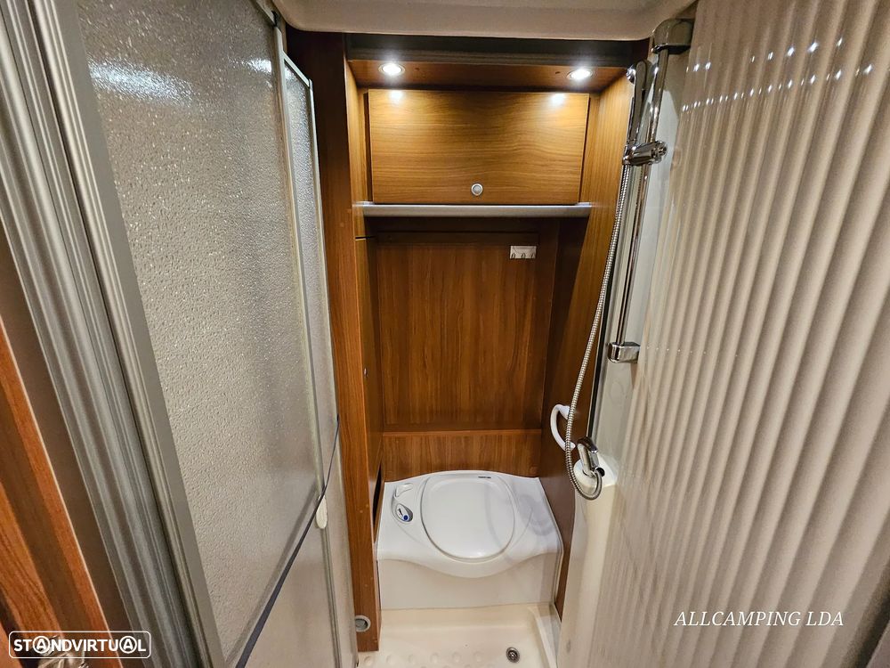 Dethleffs Globe4 LUXUS CHASSI AL-KO CAMA FRANCESA + BASCULANTE - 40