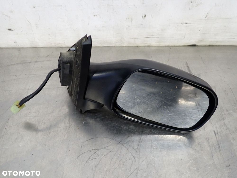 LUSTERKO PRAWE ELEKTRYCZNE SUBARU JUSTY G3X - 1