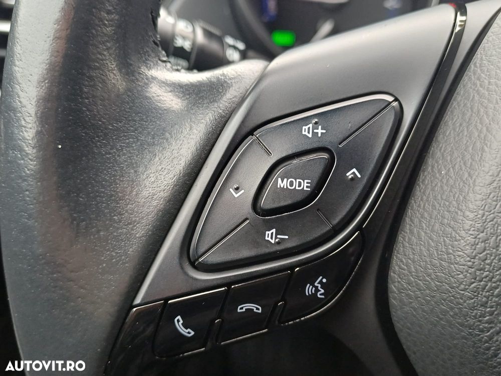 Toyota C-HR 1.8 HSD 122 CP 4x2 CVT C-enter - 12