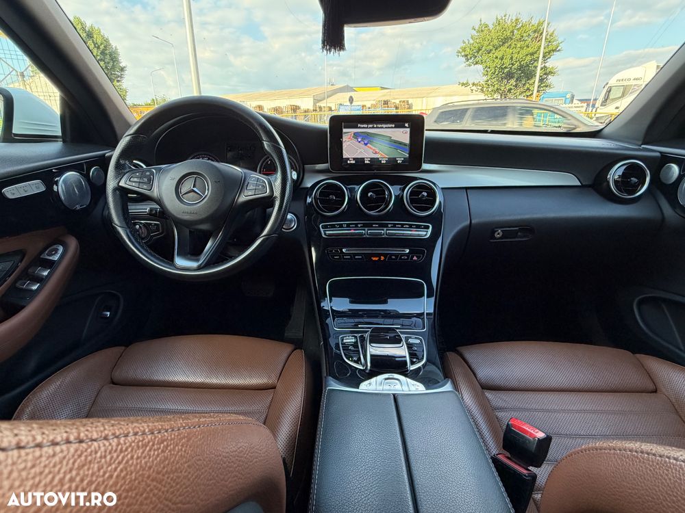 Mercedes-Benz C - 6
