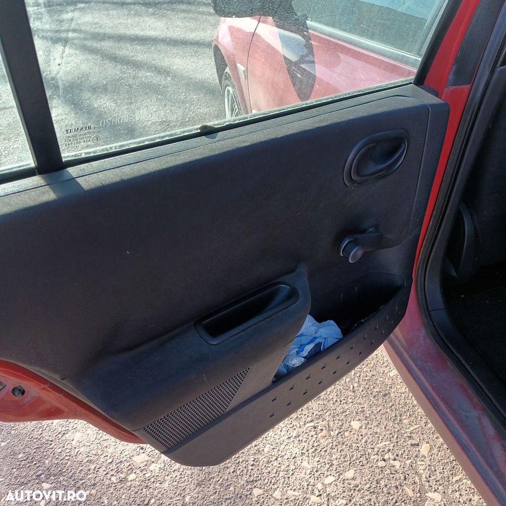 Dezmembrari  Renault MEGANE 2  2002  > 2012 1.5 dCi (KM13) Motorina - 6