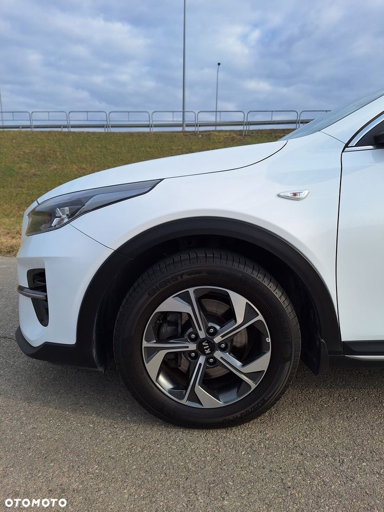 Kia XCeed 1.0 T-GDI M - 22