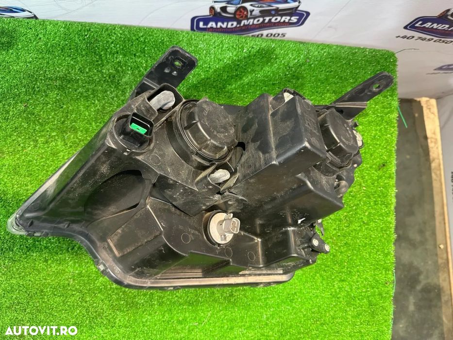 far halogen dreapta(defect spate) /stanga opel antara 2016 - 4