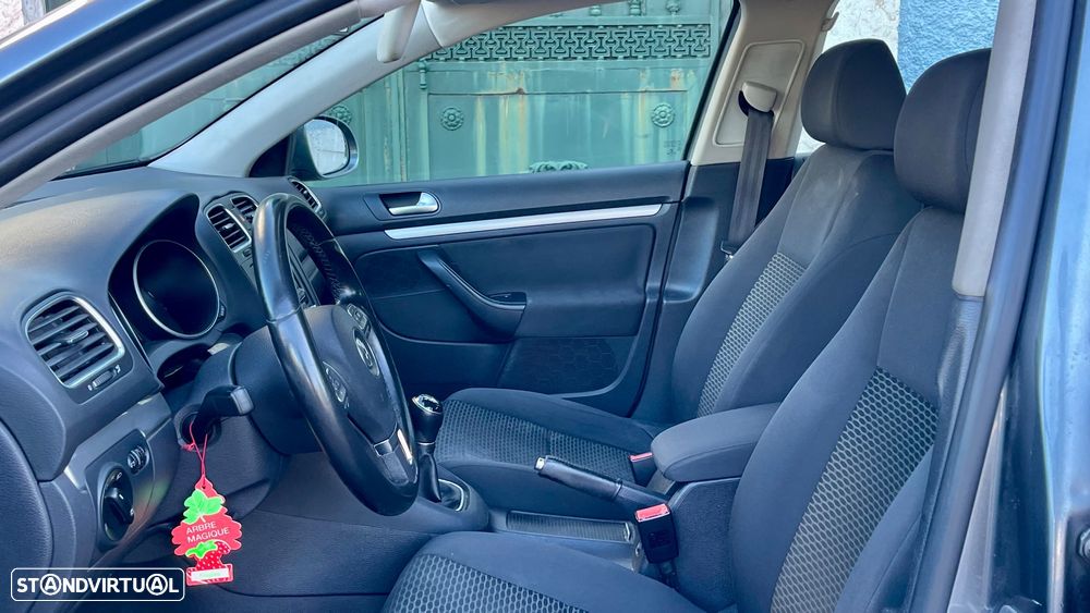 VW Golf Variant 1.6 TDi Highline - 9