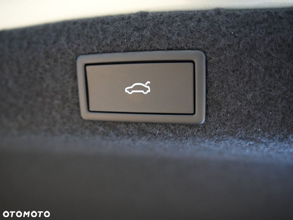 Skoda Octavia 2.0 TSI RS DSG - 16