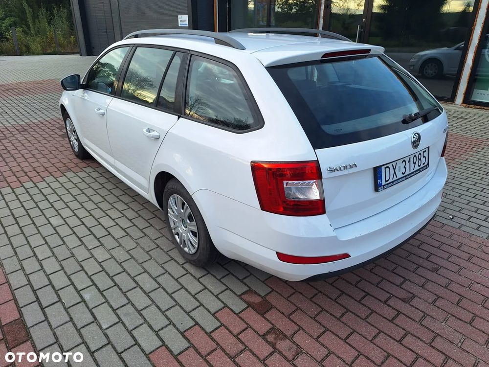 Skoda Octavia 1.6 TDI Active - 4
