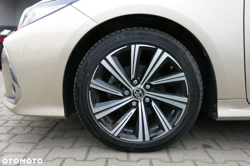 Toyota Corolla - 17