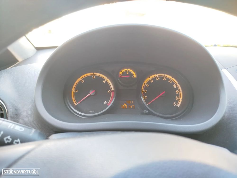Opel Corsa 1.3 CDTI - 11