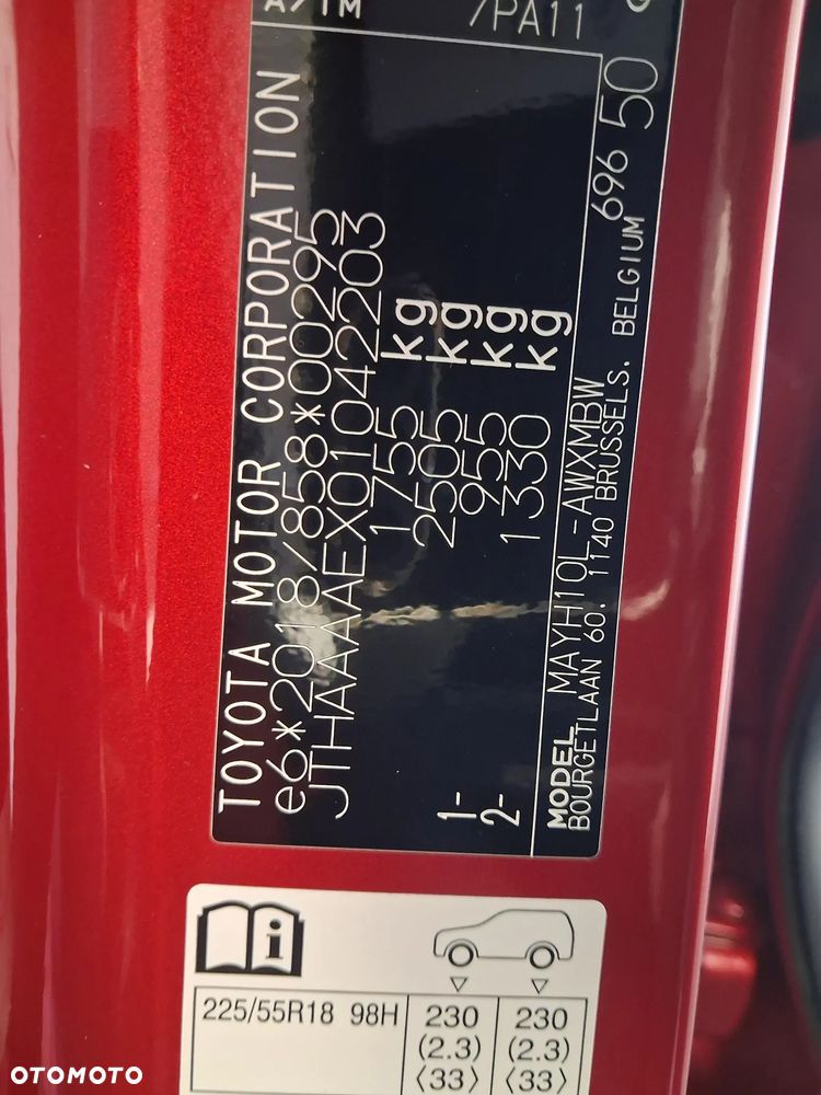 Lexus LBX 1.5 Hybrid Emotion - 9