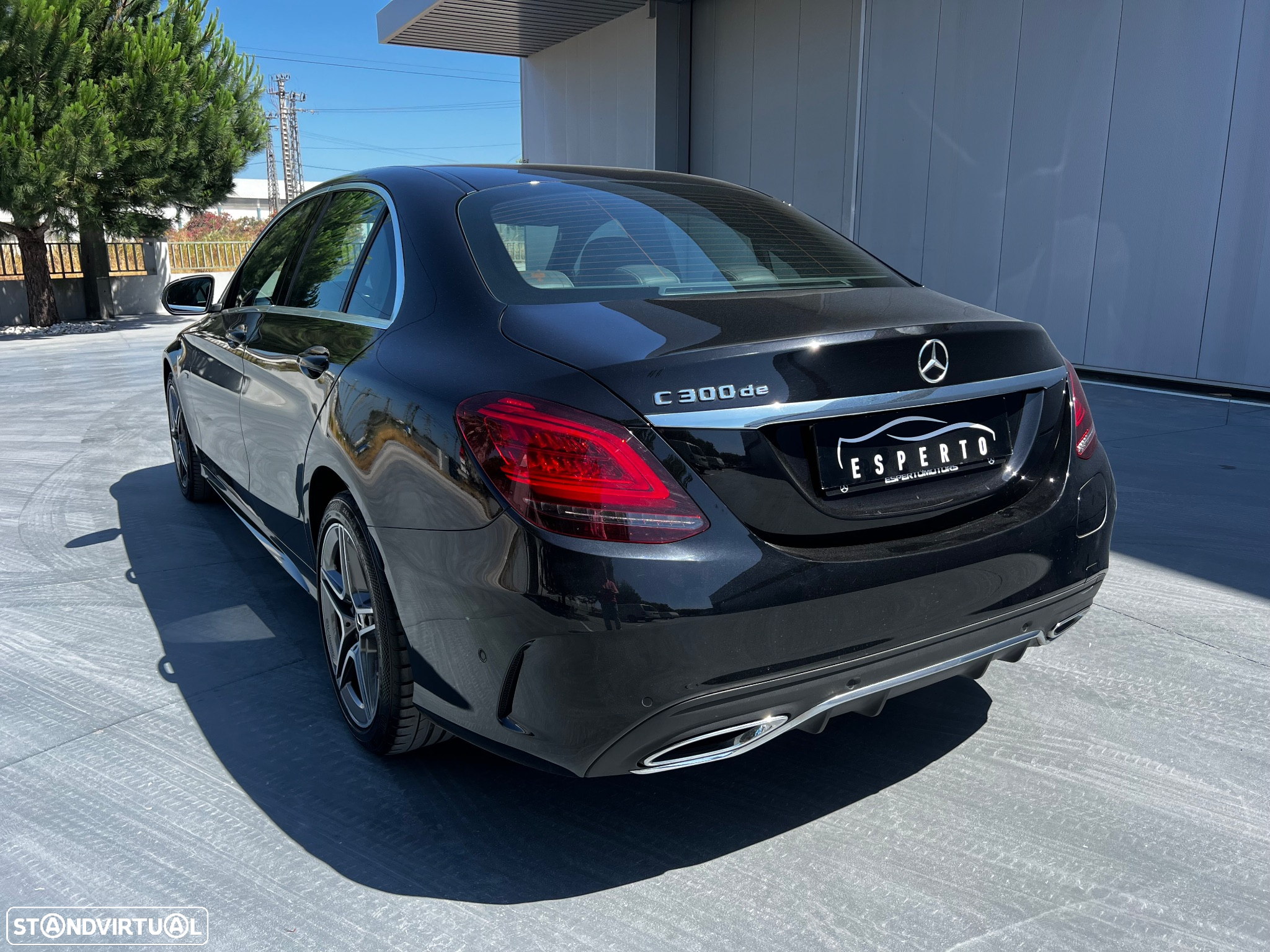 Mercedes-Benz C 300 de AMG Line - 3