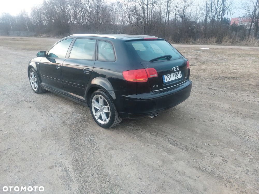 Audi A3 Sportback - 2