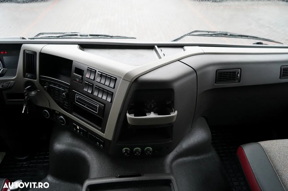 Volvo FM 460 / RETARDER / PTO / CABINĂ JOSĂ / I-SHIFT / EURO 6 - 31