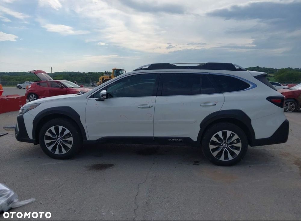 Subaru Outback - 4