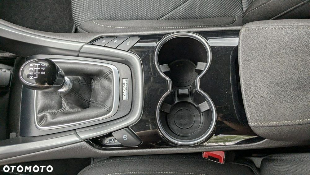 Ford Mondeo - 29