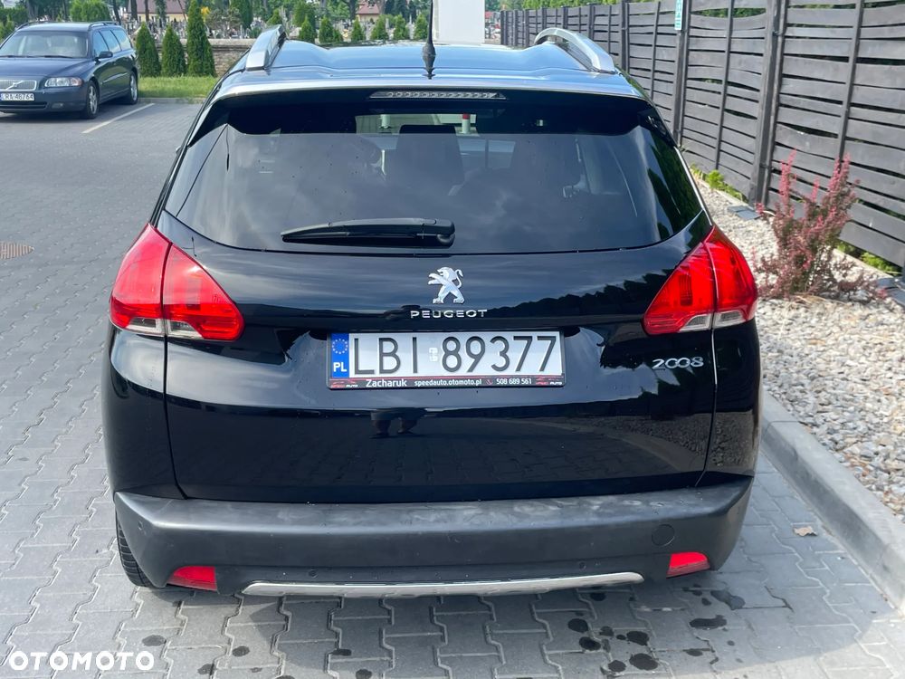 Peugeot 2008 1.2 Pure Tech Style EU6 - 12