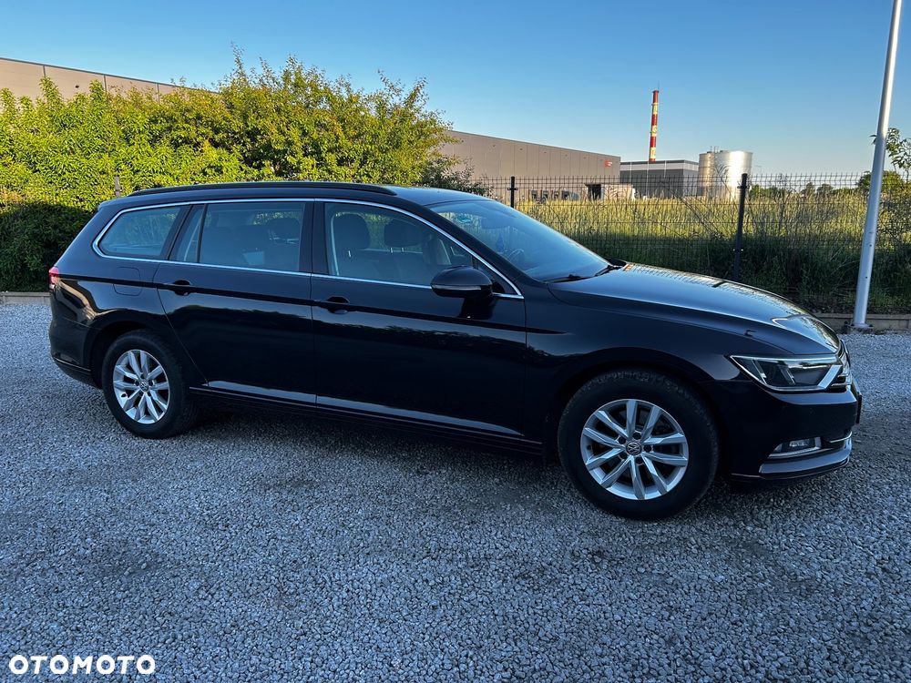Volkswagen Passat Variant 1.5 TSI OPF DSG Business - 3