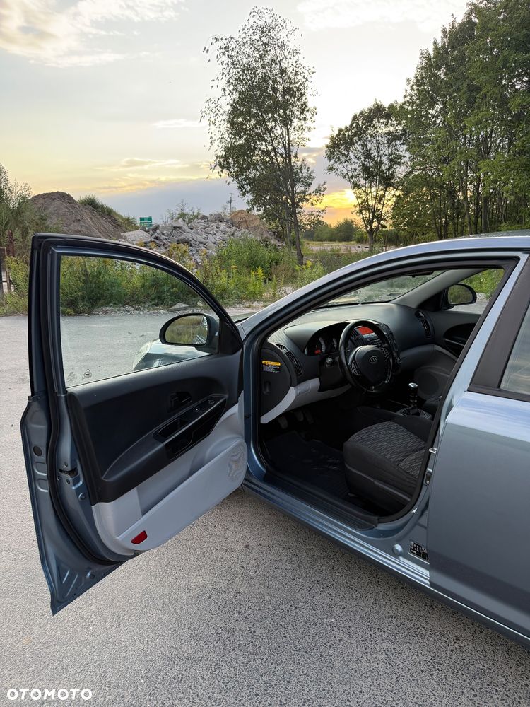 Kia Ceed 1.4 CVVT LX - 9