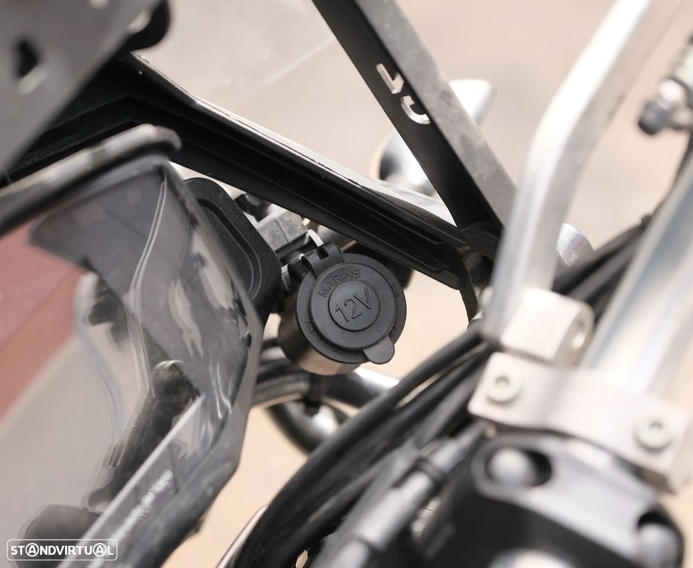 Moto Guzzi V85 V85TT Travel E4 + 5000€ acessórios - 15