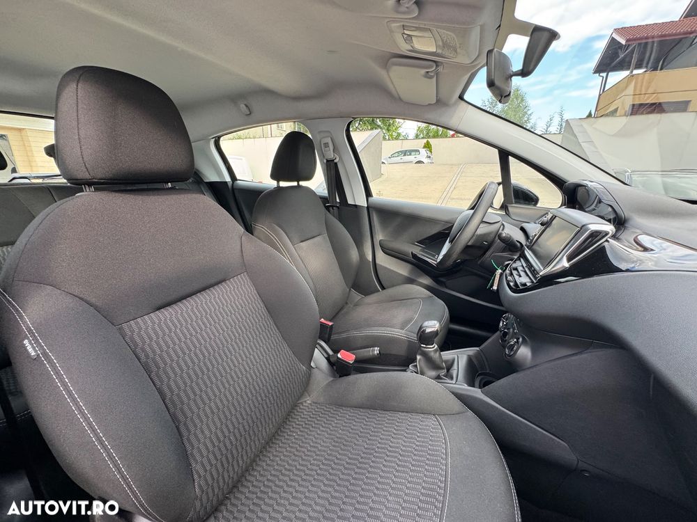 PEUGEOT 208 2018 — imagine 17