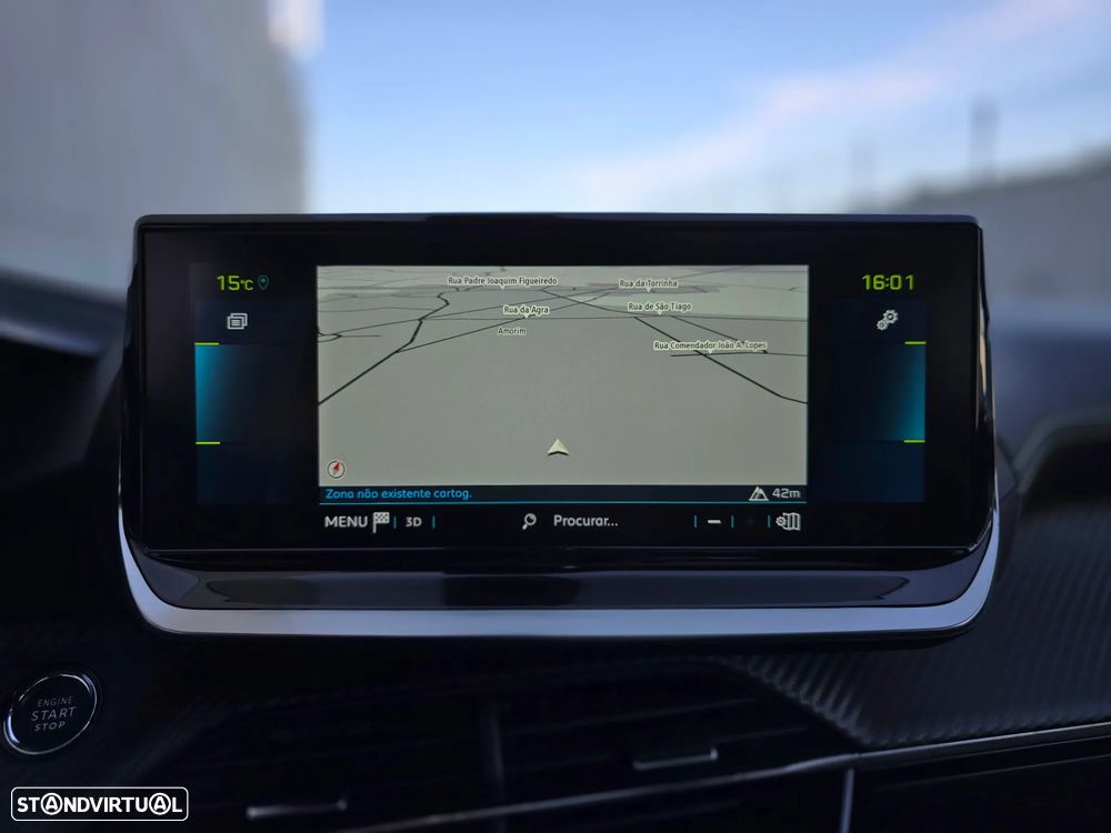 Peugeot e-208 GT - 24