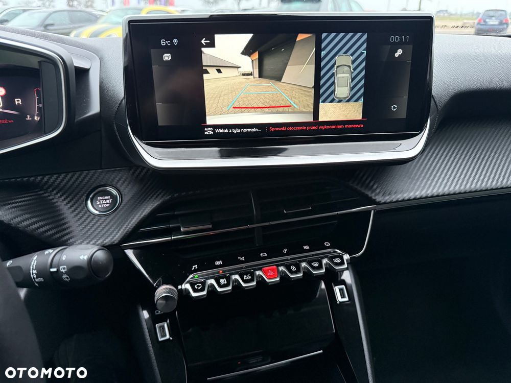 Peugeot 2008 1.2 PureTech Allure S&S EAT8 - 24