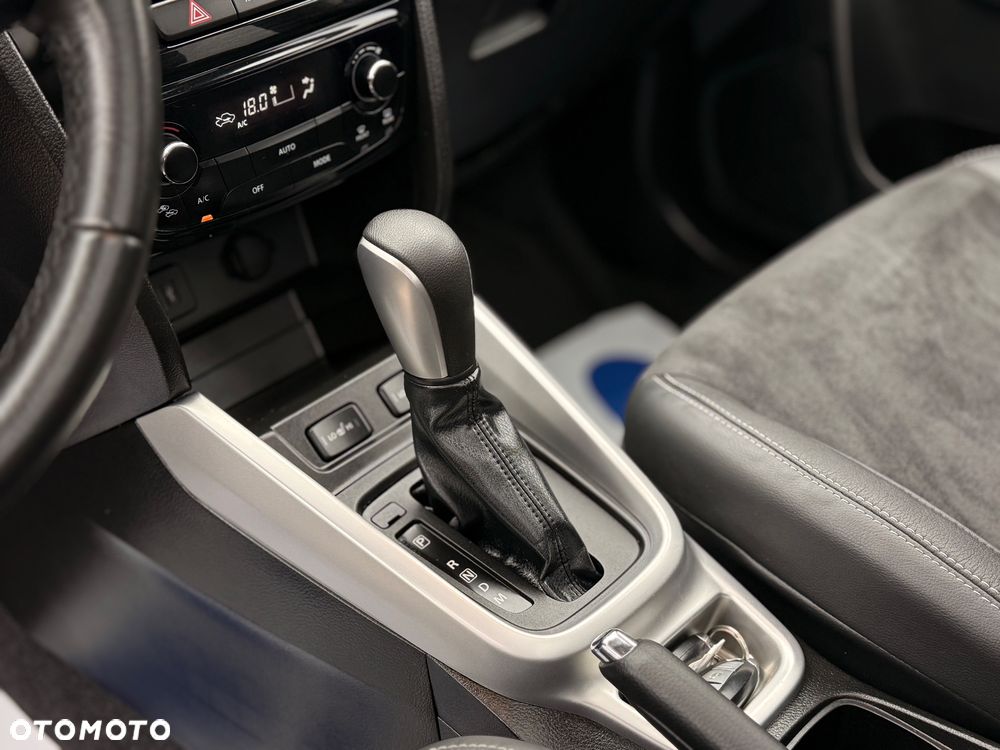 Suzuki Vitara - 24