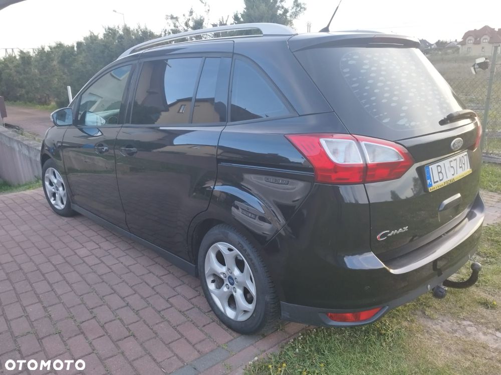 Ford Grand C-MAX - 3