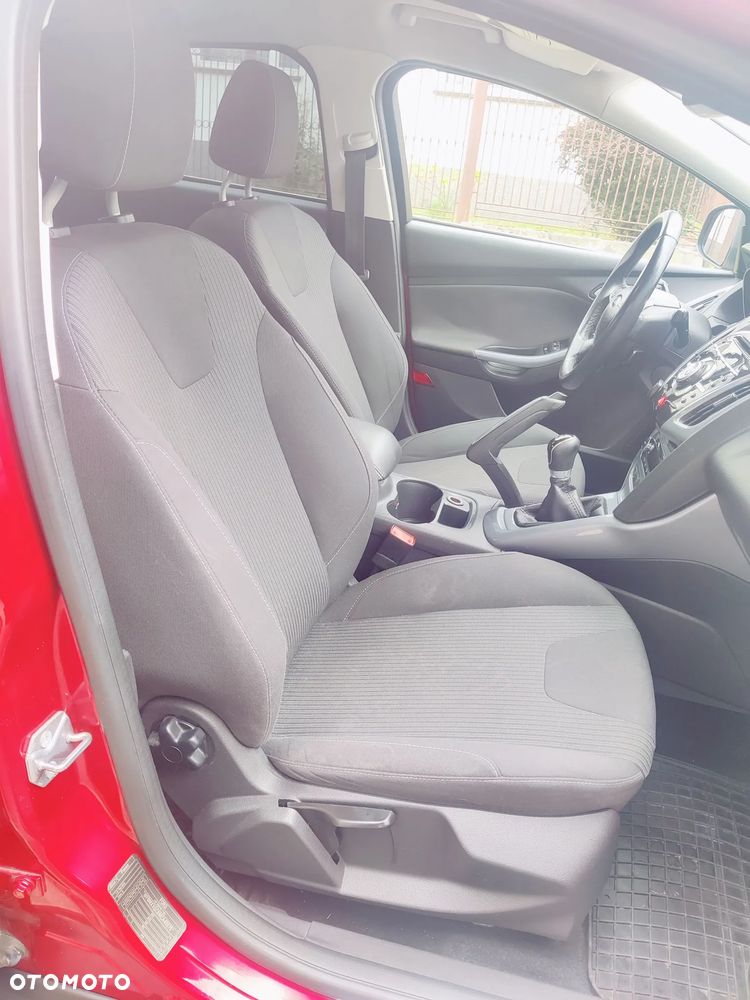 Ford Focus 1.6 Titanium - 16