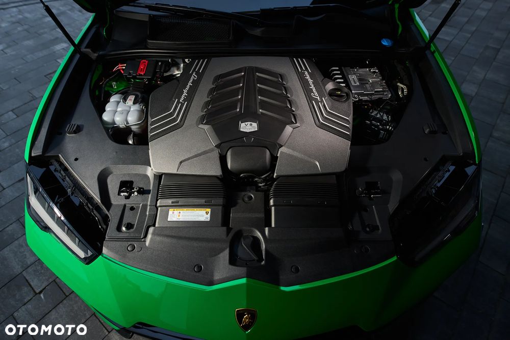 Lamborghini Urus - 10