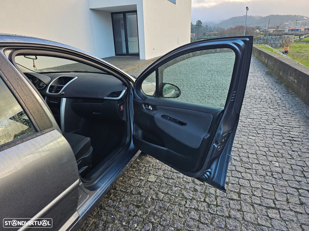 Peugeot 207 1.6 HDi Sport - 25
