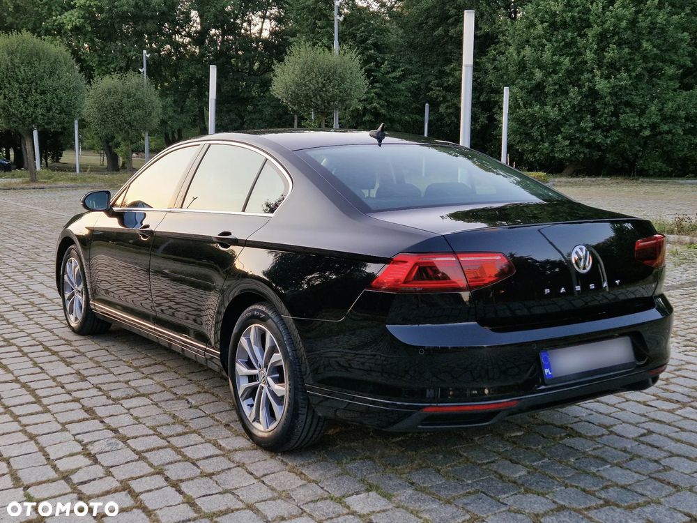 Volkswagen Passat 2.0 TSI Business DSG - 6