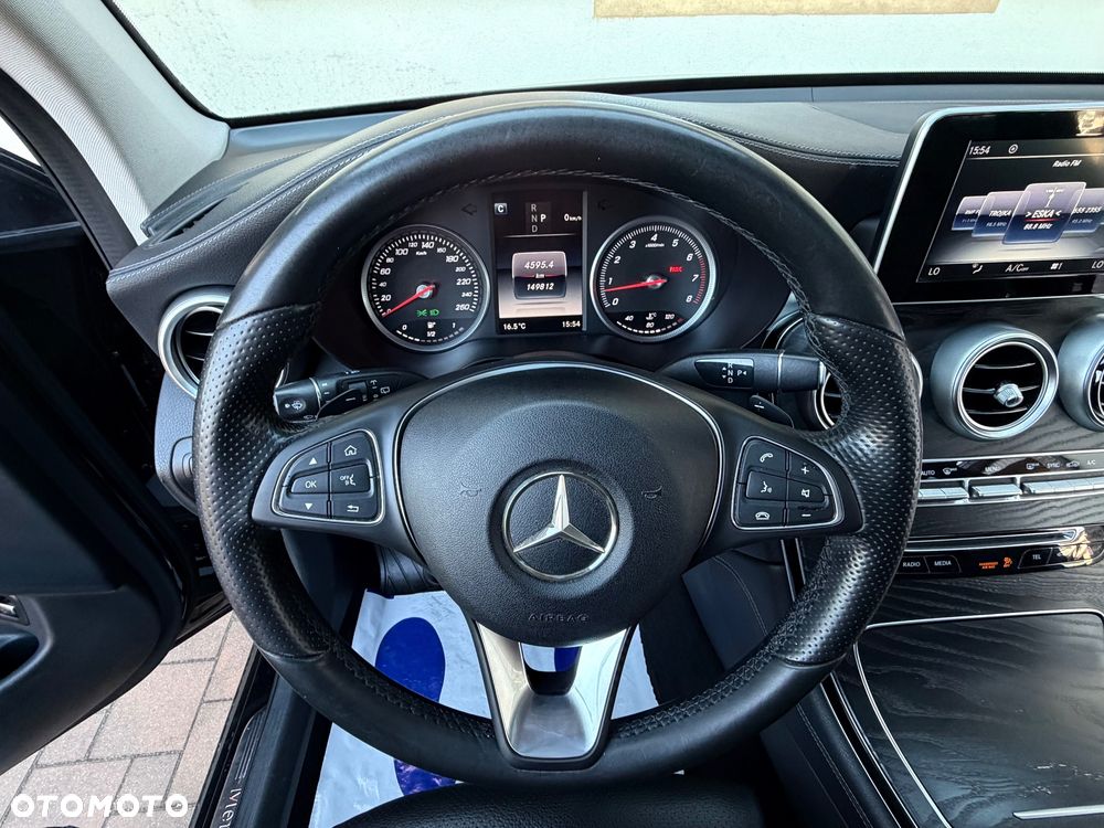 Mercedes-Benz GLC - 38