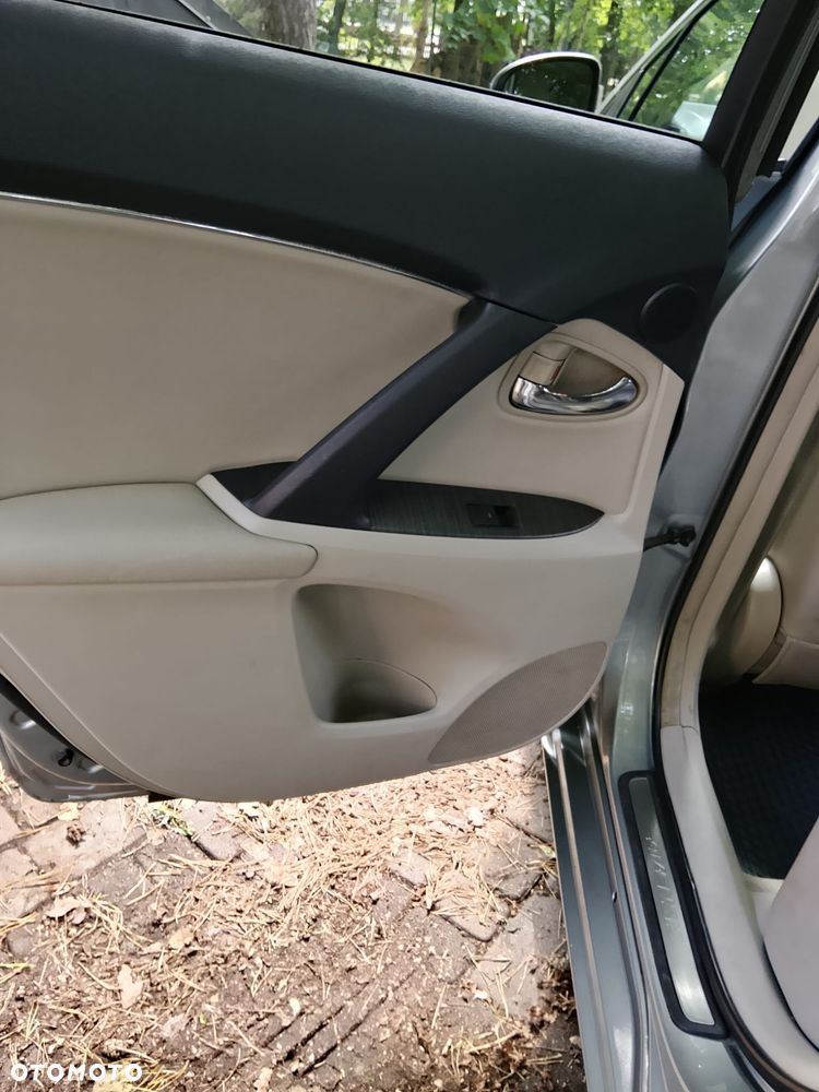 Toyota Avensis 2.2 D-CAT Prestige - 8