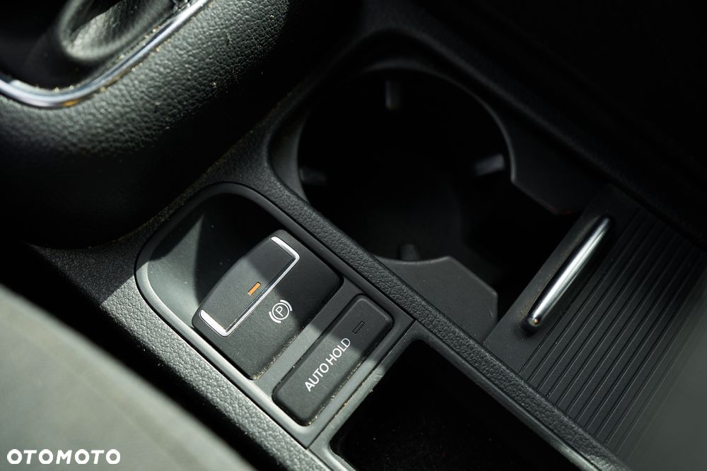 Volkswagen Tiguan - 23